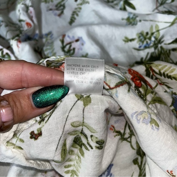 Jones & Co Linen Blend Full Button Front Plus Size V Neck Blouse White Floral 2X - Picture 4 of 10